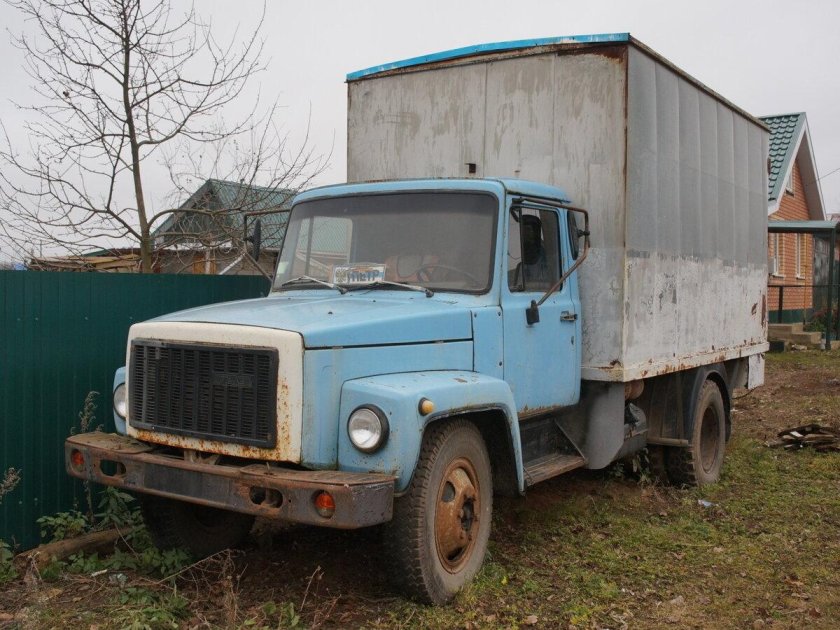 ГАЗ 3307 фургон