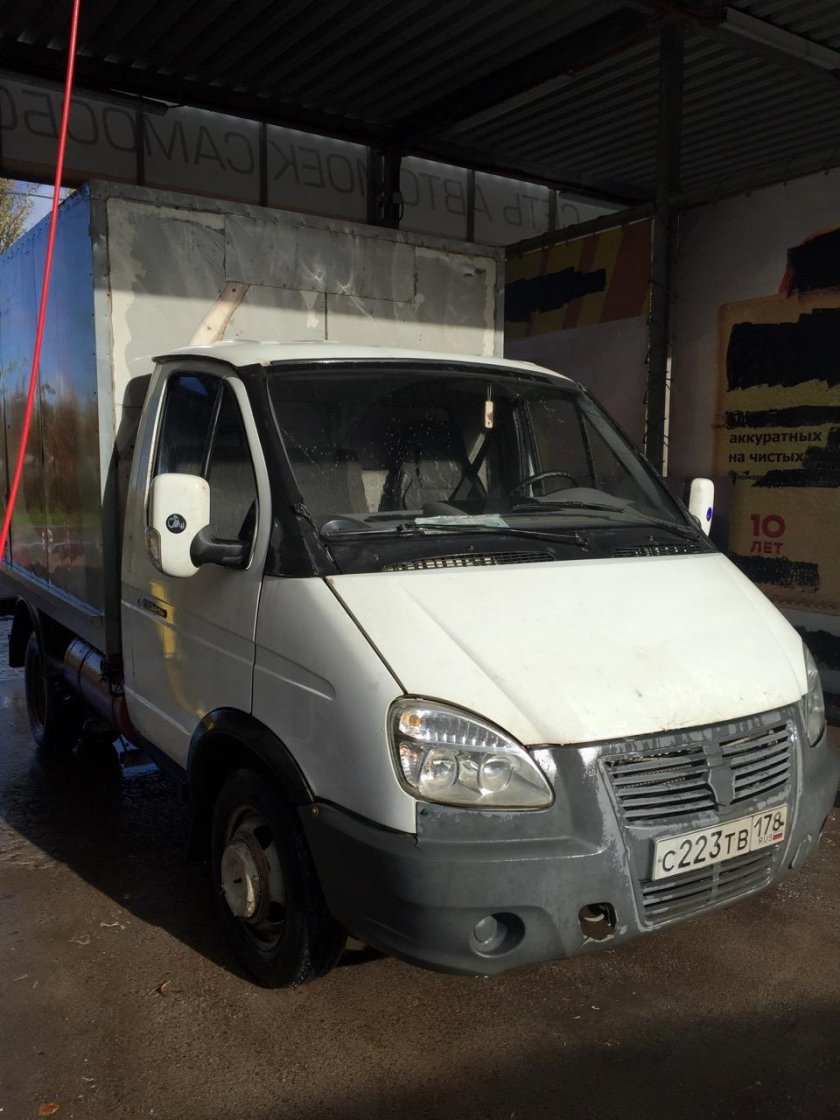 ГАЗ 3305 RL м181кн