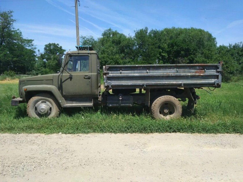 ГАЗ-3307 самосвал