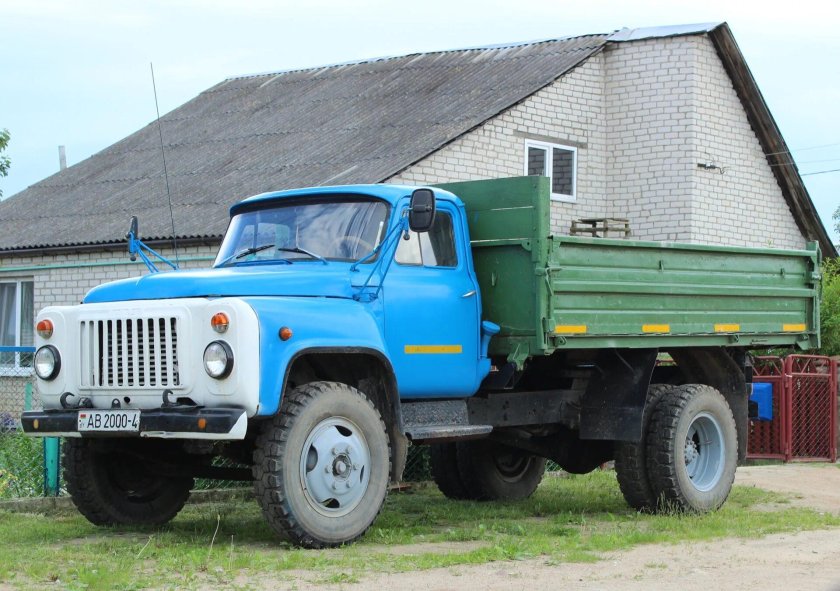 ГАЗ САЗ 3507 самосвал