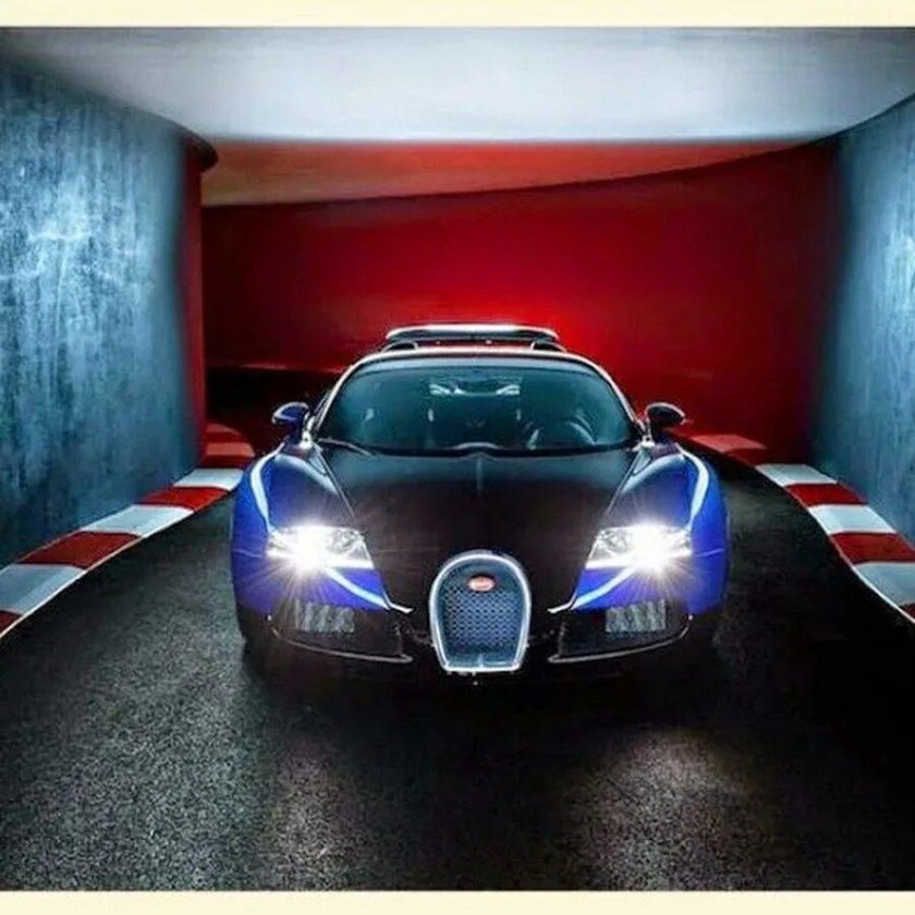 Бугатти Вейрон