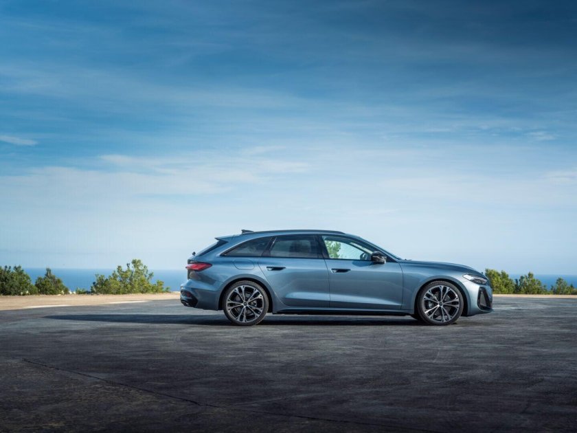 Ауди универсал 2025