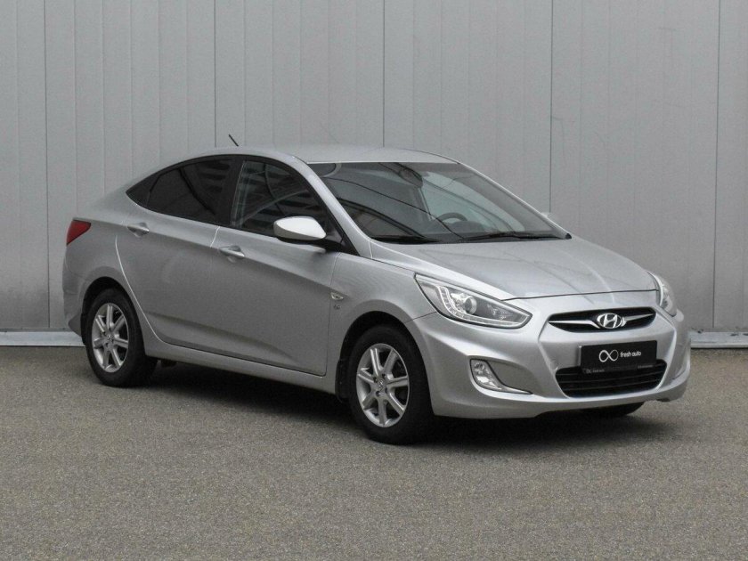 Hyundai solaris 2013