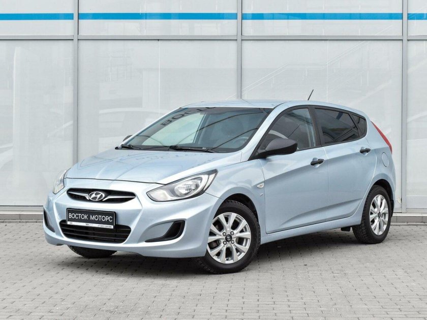 Солярис 2012 года бежевый