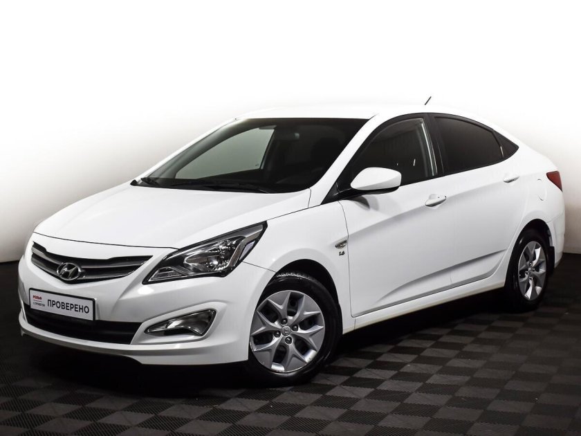 Хендай Солярис 2016 белый седан