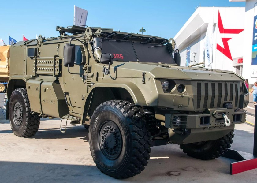 Бронеавтомобиль Урал Тайфун