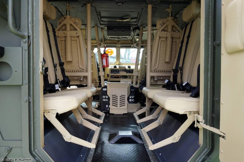 Броневик ВПК Урал
