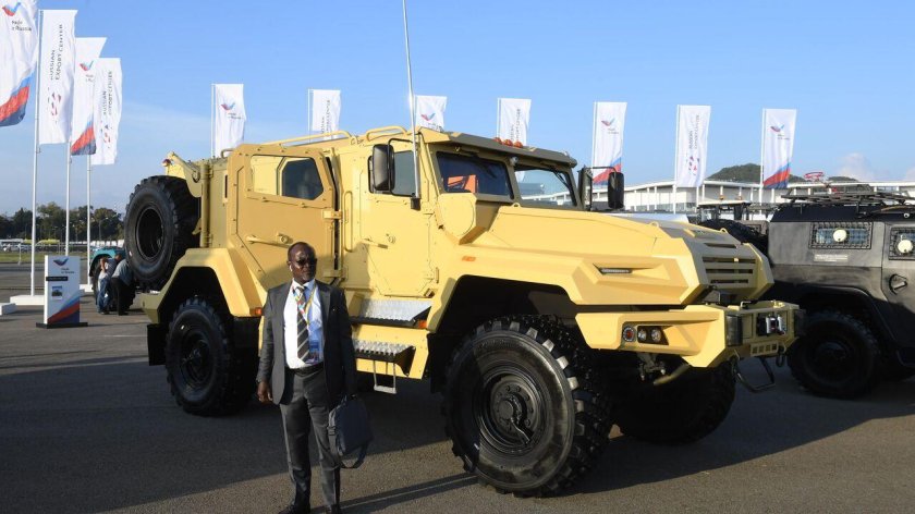 Броневик Урал 2022