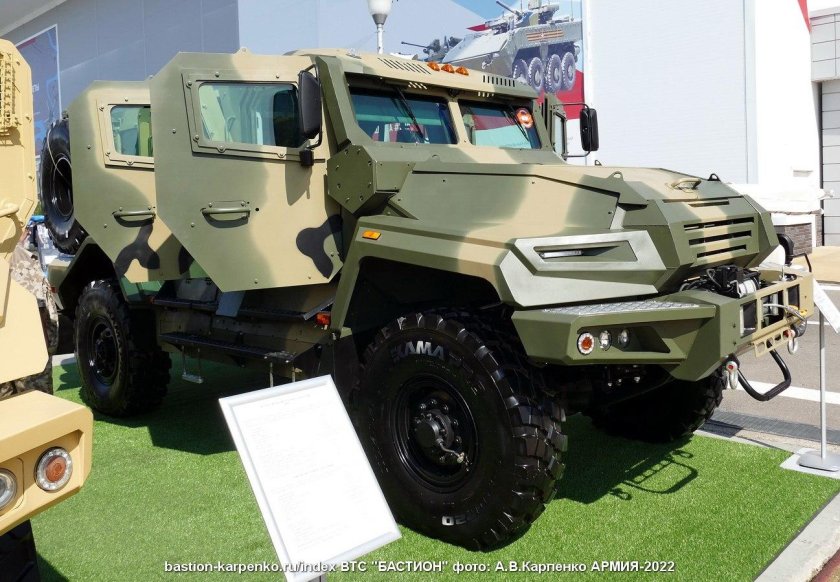 Бронеавтомобиль АМН-590951 “ВПК-Урал”