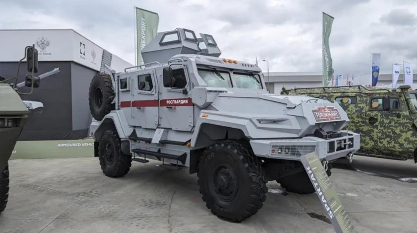 Бронеавтомобиль АМН-590951 “ВПК-Урал”