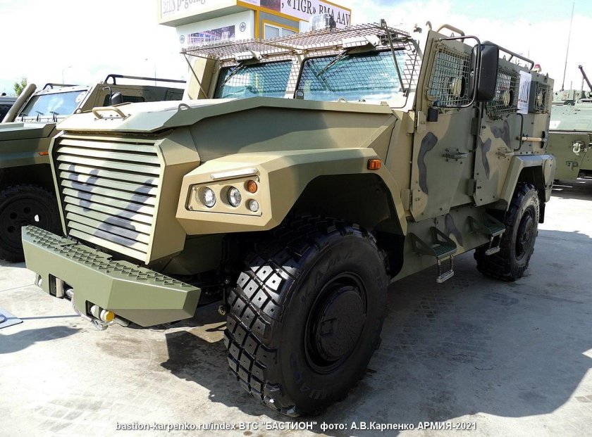 Бронеавтомобиль ВПК Атлет