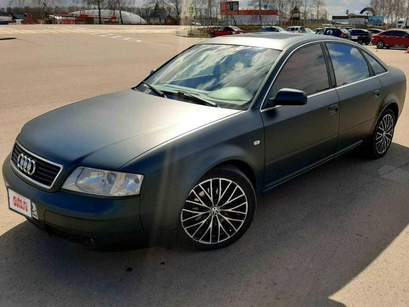 Ауди 1998 года