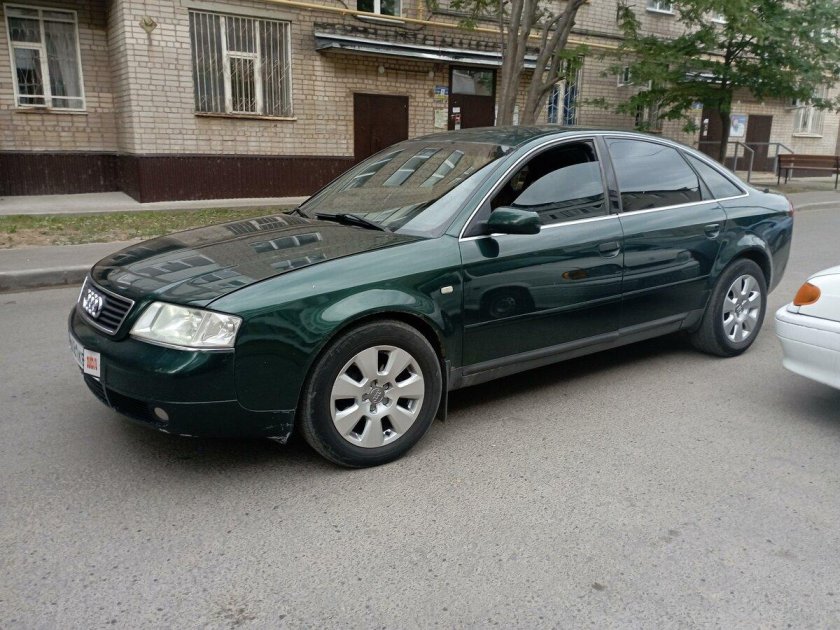 Ауди а6 1998 года 2.4