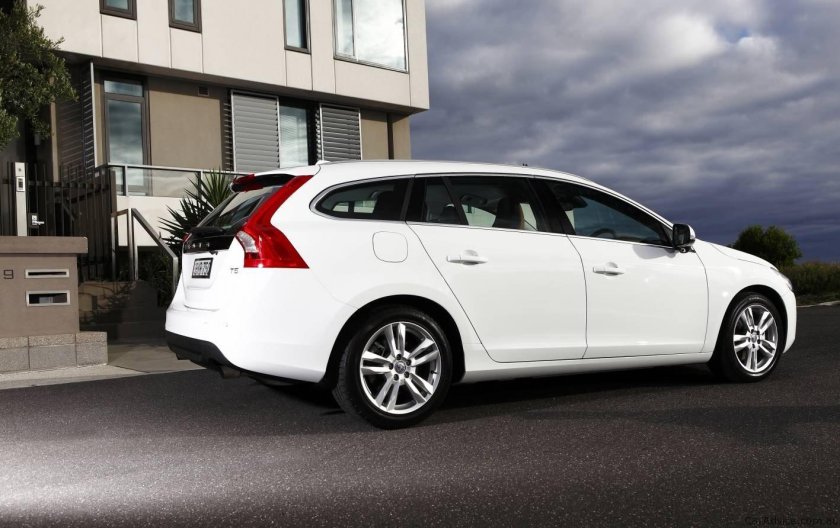 Volvo v60 t5