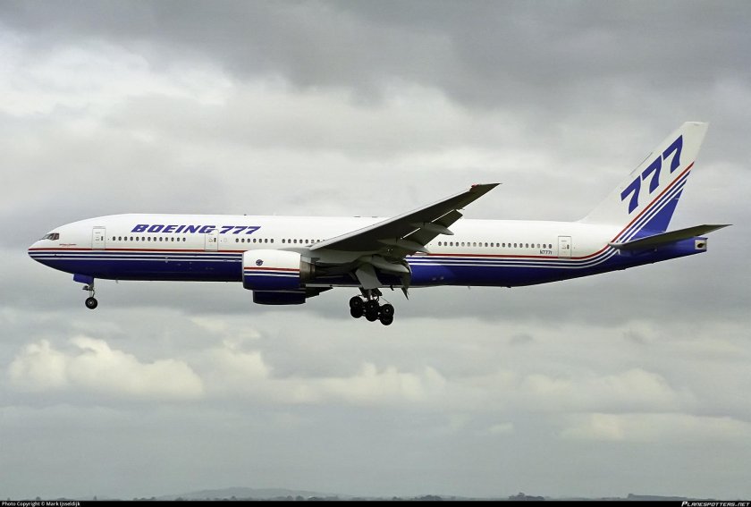Первый боинг 777
