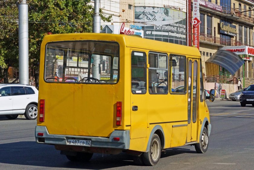 Автобус баз