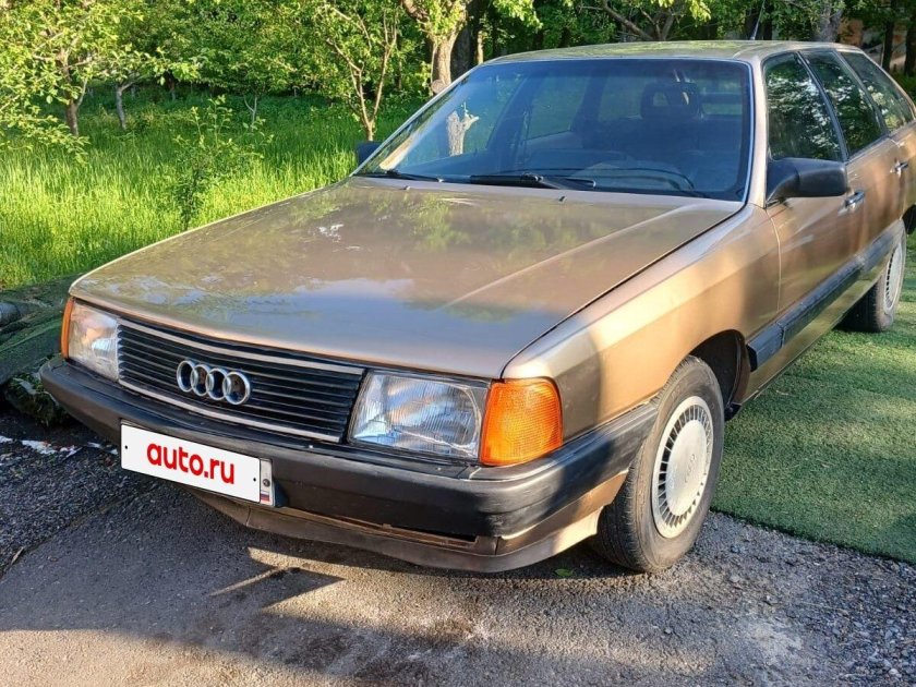 Ауди 100 1983