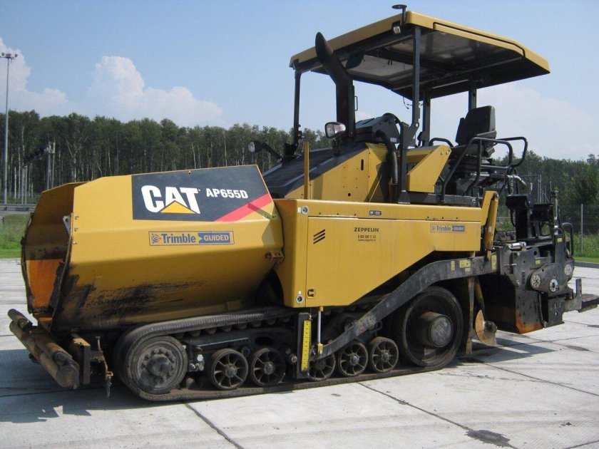 Асфальтоукладчик ap655d