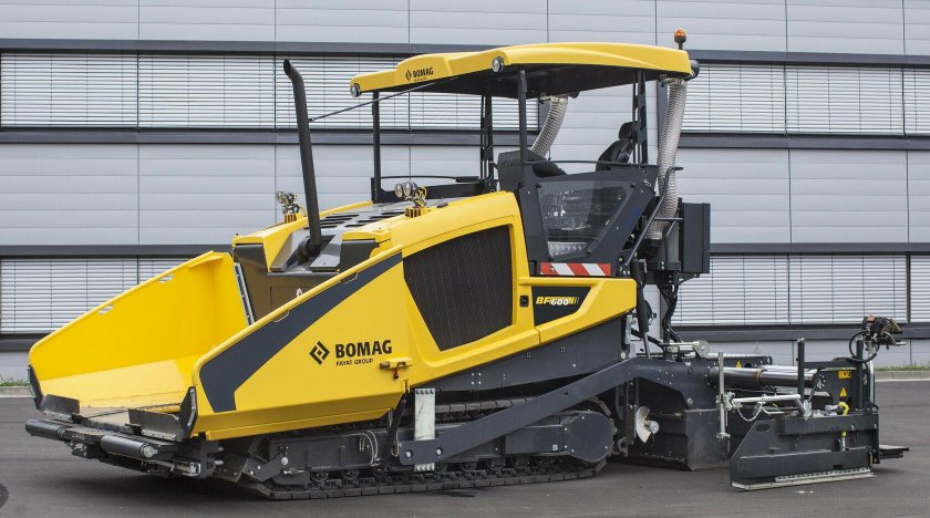 Асфальтоукладчик Бомаг bf600