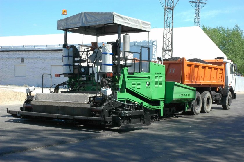 Асфальтоукладчик асф-г-4-03