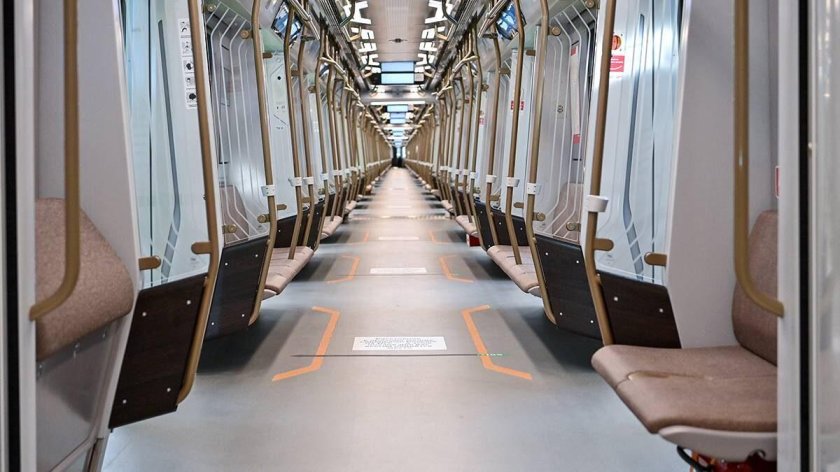 Новые вагоны метро москва