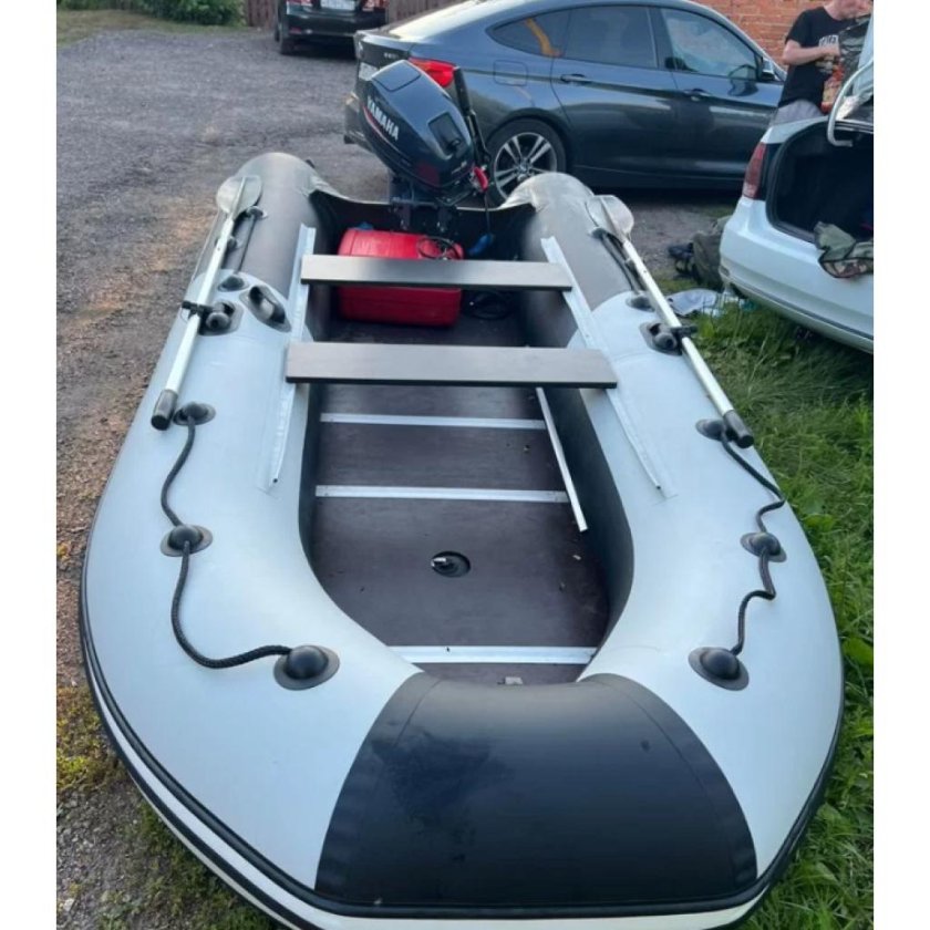 Лодка ривьера 3600