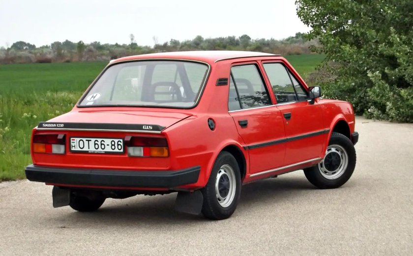 Skoda 120 GLS