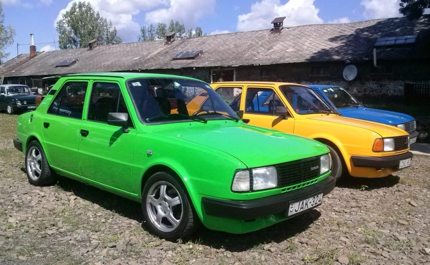 Skoda 120