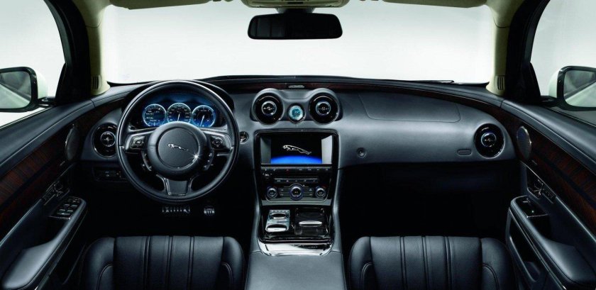 Jaguar XJ 2018 салон