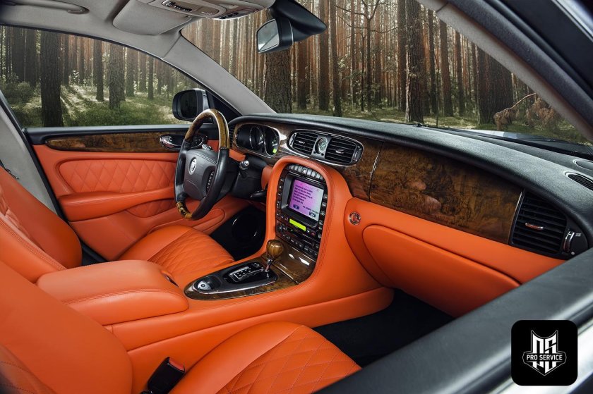 Jaguar XJ 2008 салон