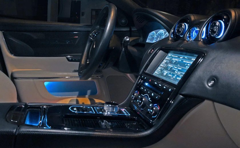 Jaguar XJ 2020 салон