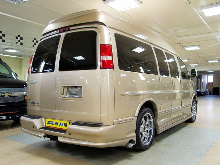 Chevrolet express 2