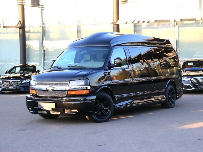 Chevrolet Express 2