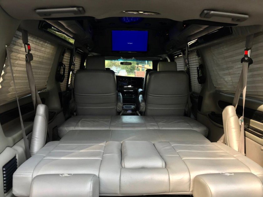 Chevrolet Express 2 салон