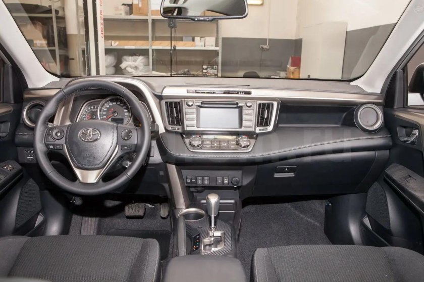 Toyota rav4 комфорт