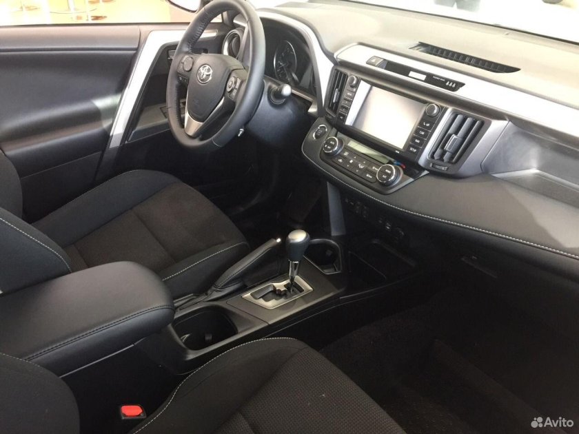 Тойота рав 4 комплектация комфорт