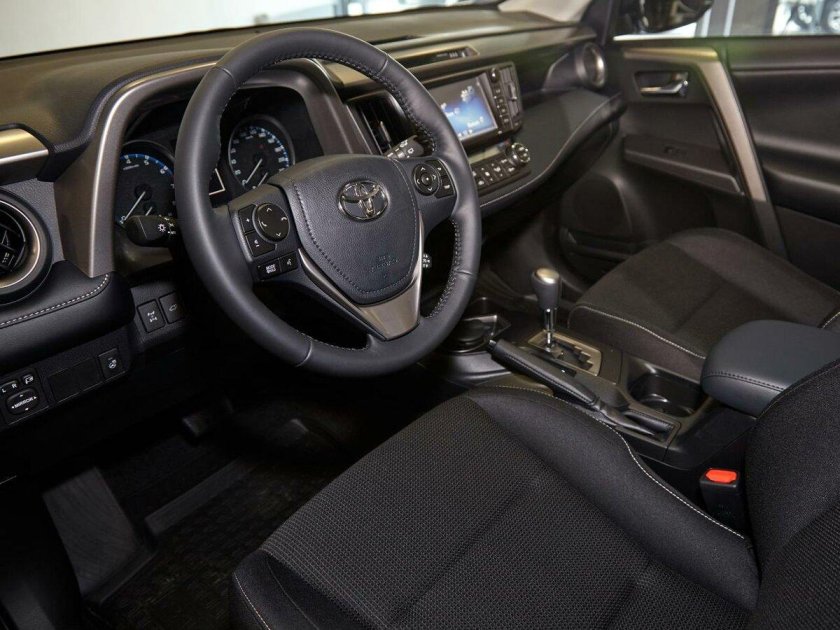 Toyota rav4 2017 салон