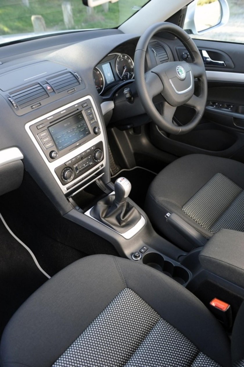 Skoda octavia a5 interior