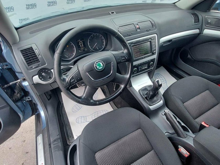 Шкода октавия 2012