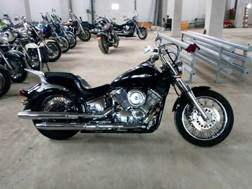 Ямаха драга 1100