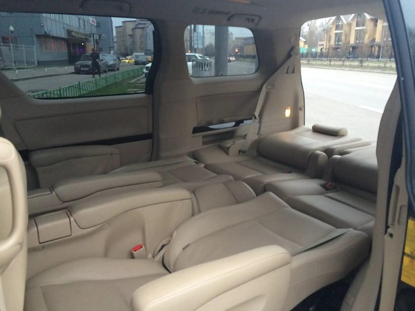 Toyota Alphard 2014 салон