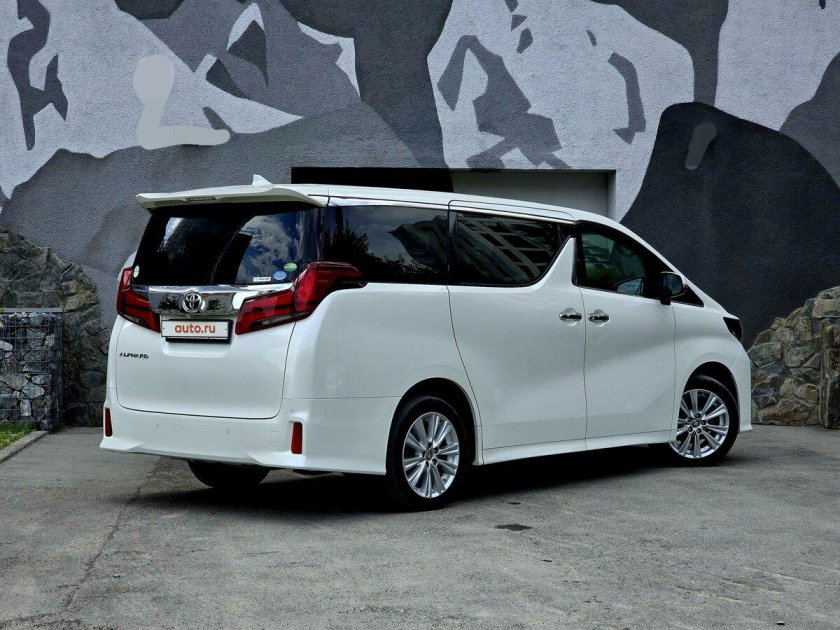 Тойота минивэн альфард