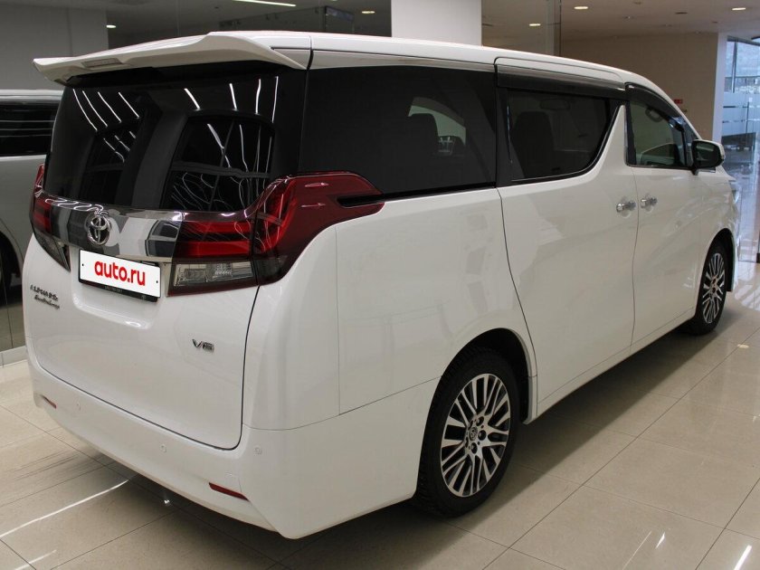 Тойота альфард 2021 белый
