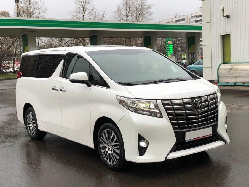 Тойота альфард 2015