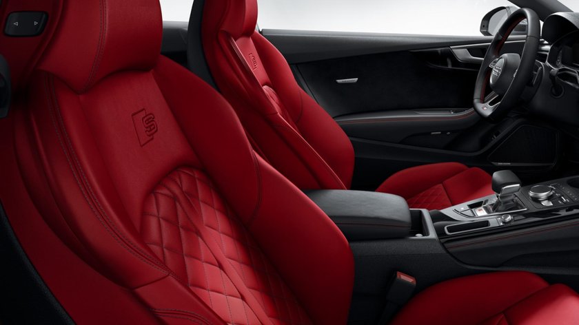 Audi a5 красный салон