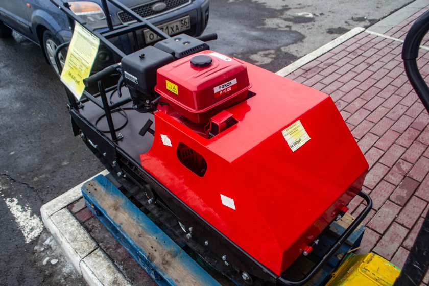 Мотобуксировщик Forza 15