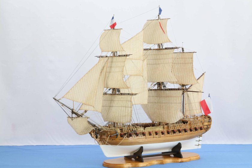 Корабль Шведов Фрегат Элефант