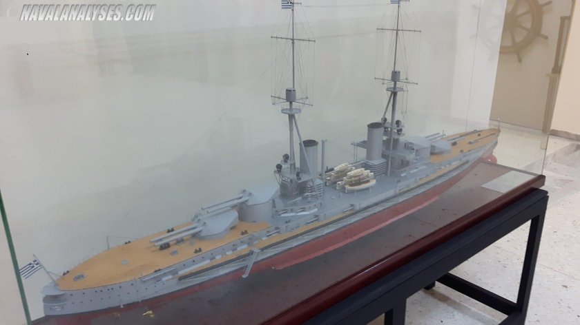 Греческий линкор Саламис