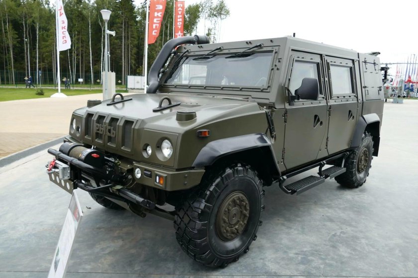 Iveco LMV Рысь