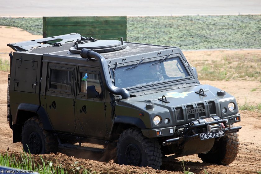 Iveco LMV Рысь